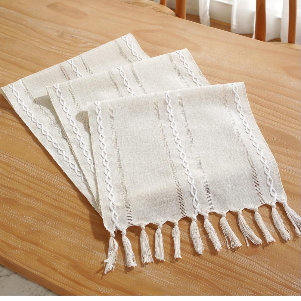 Elegant Cream Table Runners with Tassels